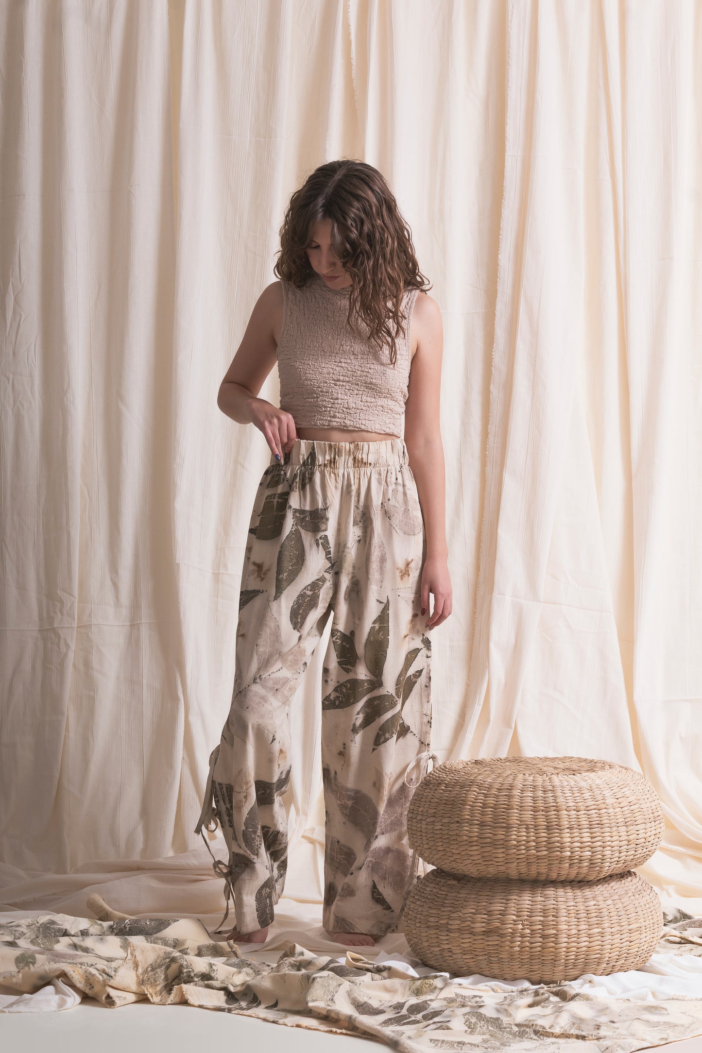 Pantalón abertura costados